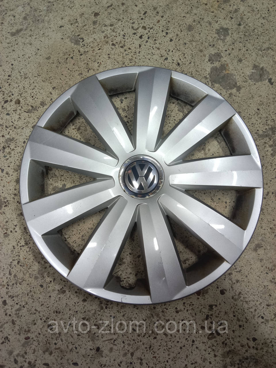 Ковпак Volkswagen Passat B6, B7, Golf 7, Пасат Б6, Б7, Гольф 7.R16. 3AA601147.