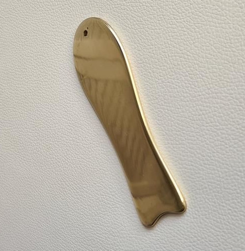 Скребок гуаша рибалка латунь, фото 1