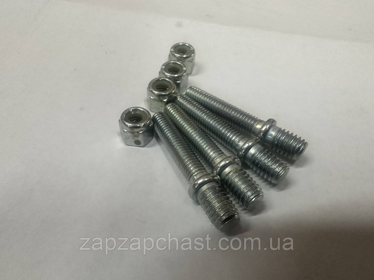 Шпилька карбюратора ваз 2101 2107 2108 21099 1102 1103 під корпус повітряного фільтра ремонт із гайкою комплект