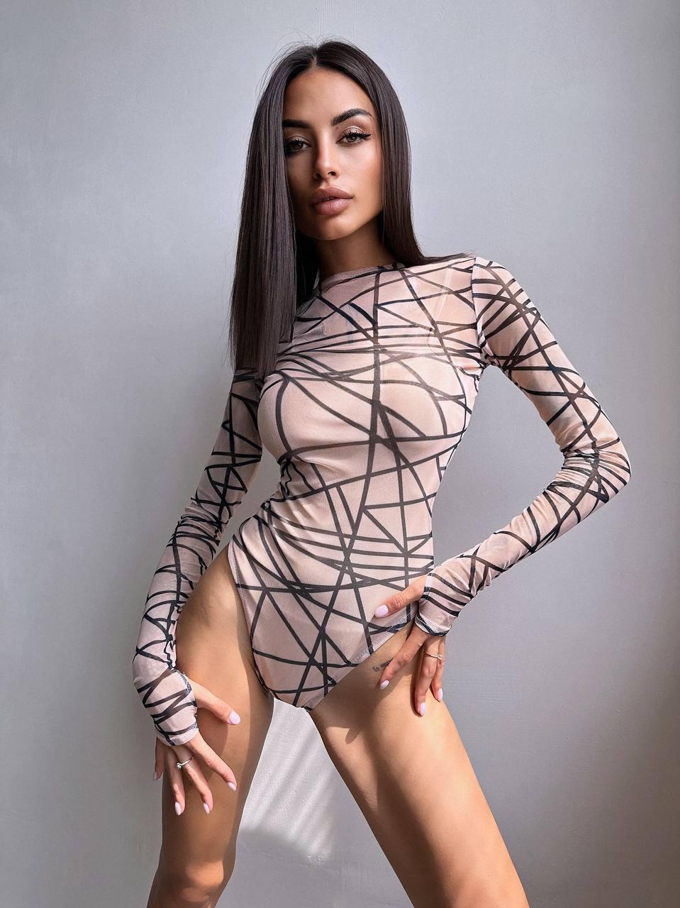 Модне жіноче боді в принт із сітки на трикотажній підкладці Sb1262