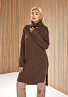 Теплое вязаное платье-туника коричневого цвета с воротом. Модель 2519 Trikobakh