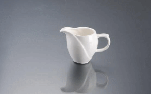 Alt Porcelain Молочник фарфоровий (120мл) Серія "Laura"