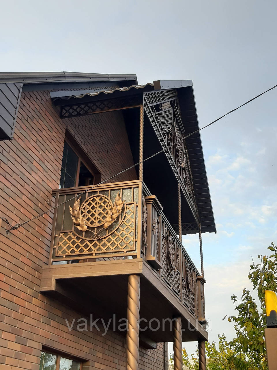 Навіс і балконні перила
