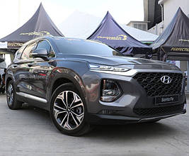 Дефлектори вікон із хром молдингом (вітровики) Hyundai Santa fe 2018-2023 (Fly)