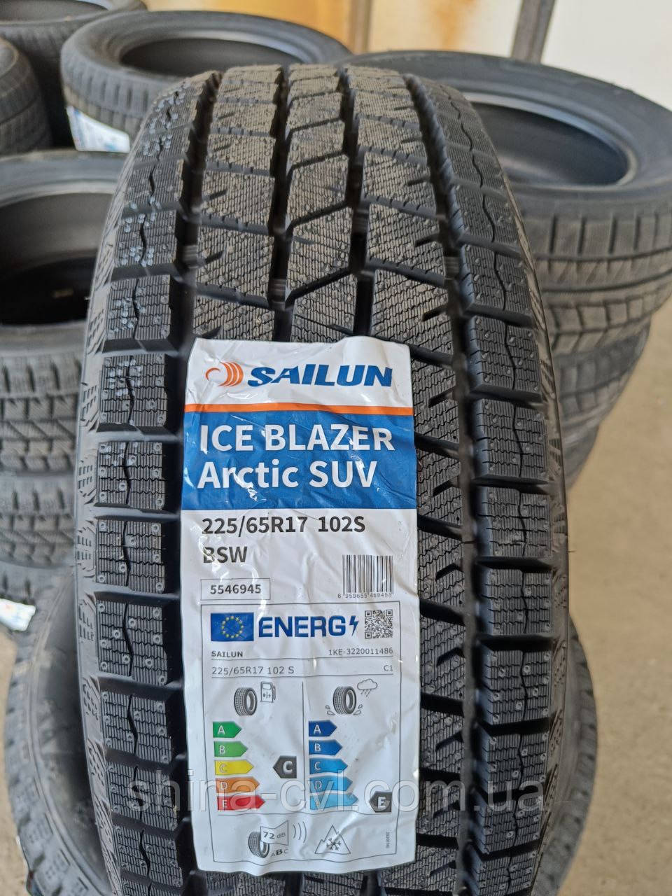 Зимові шини 225 65 r17 102S Sailun Ice Blazer Arctic Suv