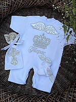 Комплект для крещения новорожденных песочник с вышивкой на груди и на спинке + мешочек + носочки с крыльями
