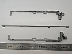 Петлі Toshiba Satellite L40-139 (ліва та права)