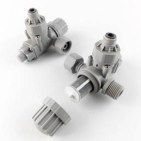 1832-C PJGD Y02/0808 Врізка 1/2 різблення під 1/4 трубку з сетчатим фільтром та редуктором тиску на 2 атм