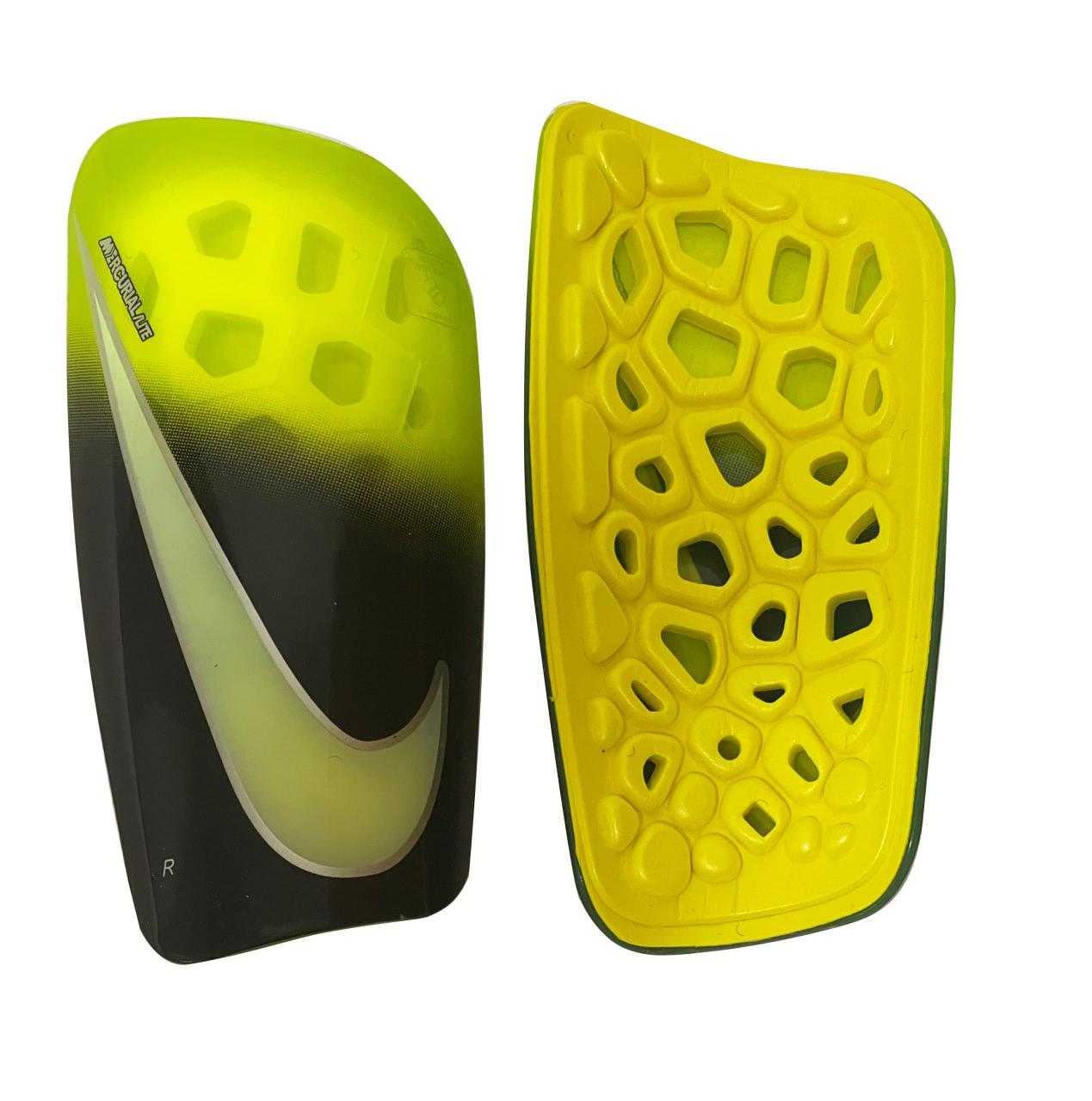 Nike . M