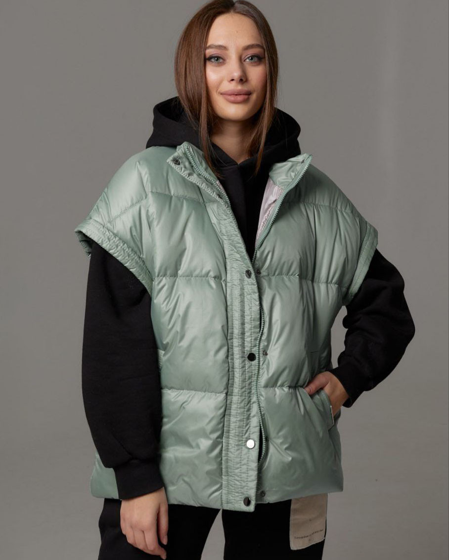 Жилет oversize: стильний демісезонний акцент