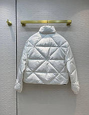 Жіноча біла стьобана куртка Prada пуховик Прада Re-Nylon Gabardine cropped down jacket, фото 3
