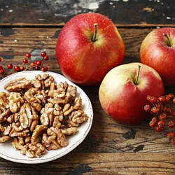 Низькокалорійні снеки та перекуси. Як втамувати голод