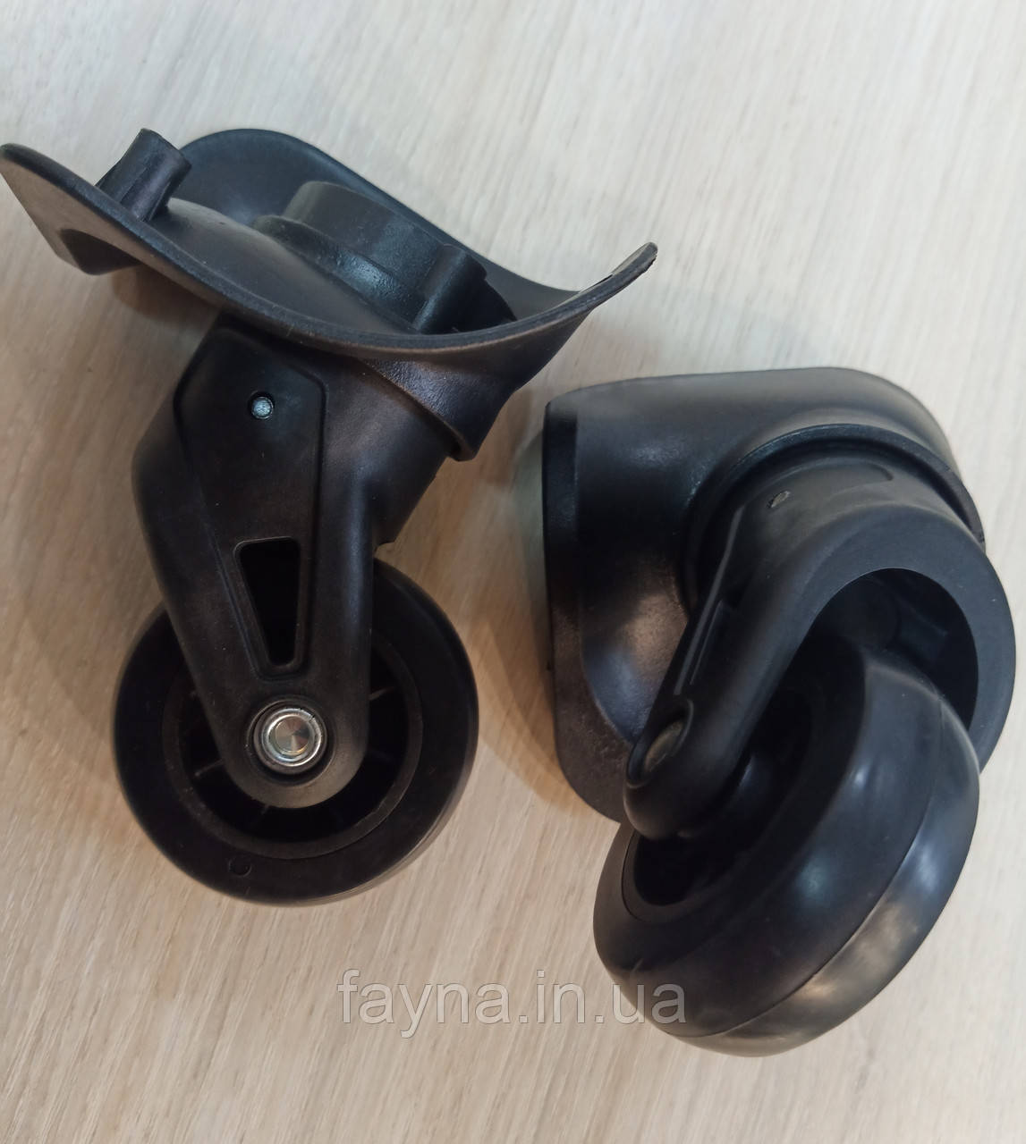 Колісні поворотні блоки для валізи ЧКБ13-82 (D=58 mm), фото 1
