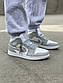 Чоловічі високі кросівки Nike Air Jordan 1 Retro Grey Mid (біло-сірі) молодіжні демісезонні кроси J0348v, фото 4