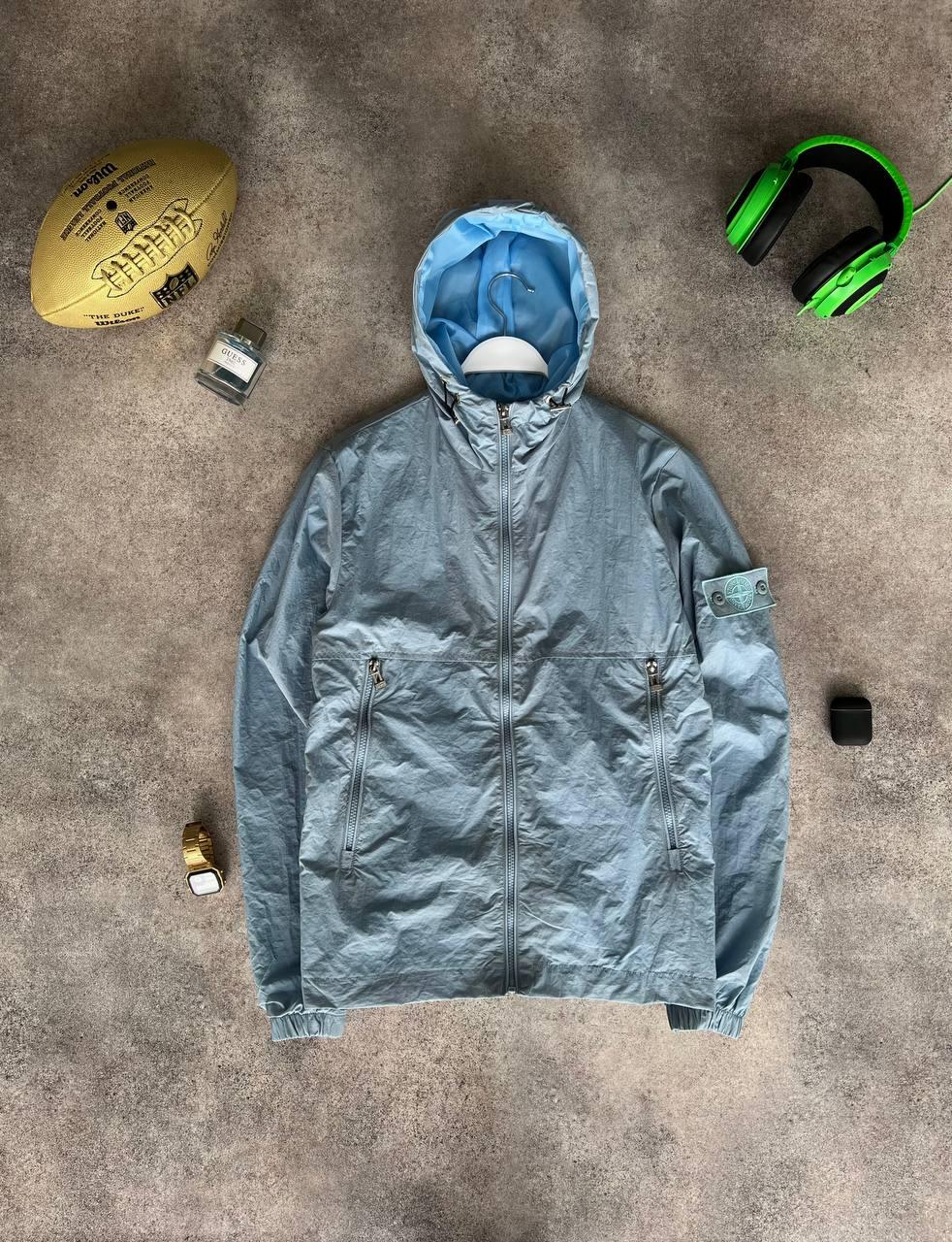 Чоловіча вітровка Stone Island з патчем осінева блакитна Куртка Стон Айленд із плащової тканини на осінь