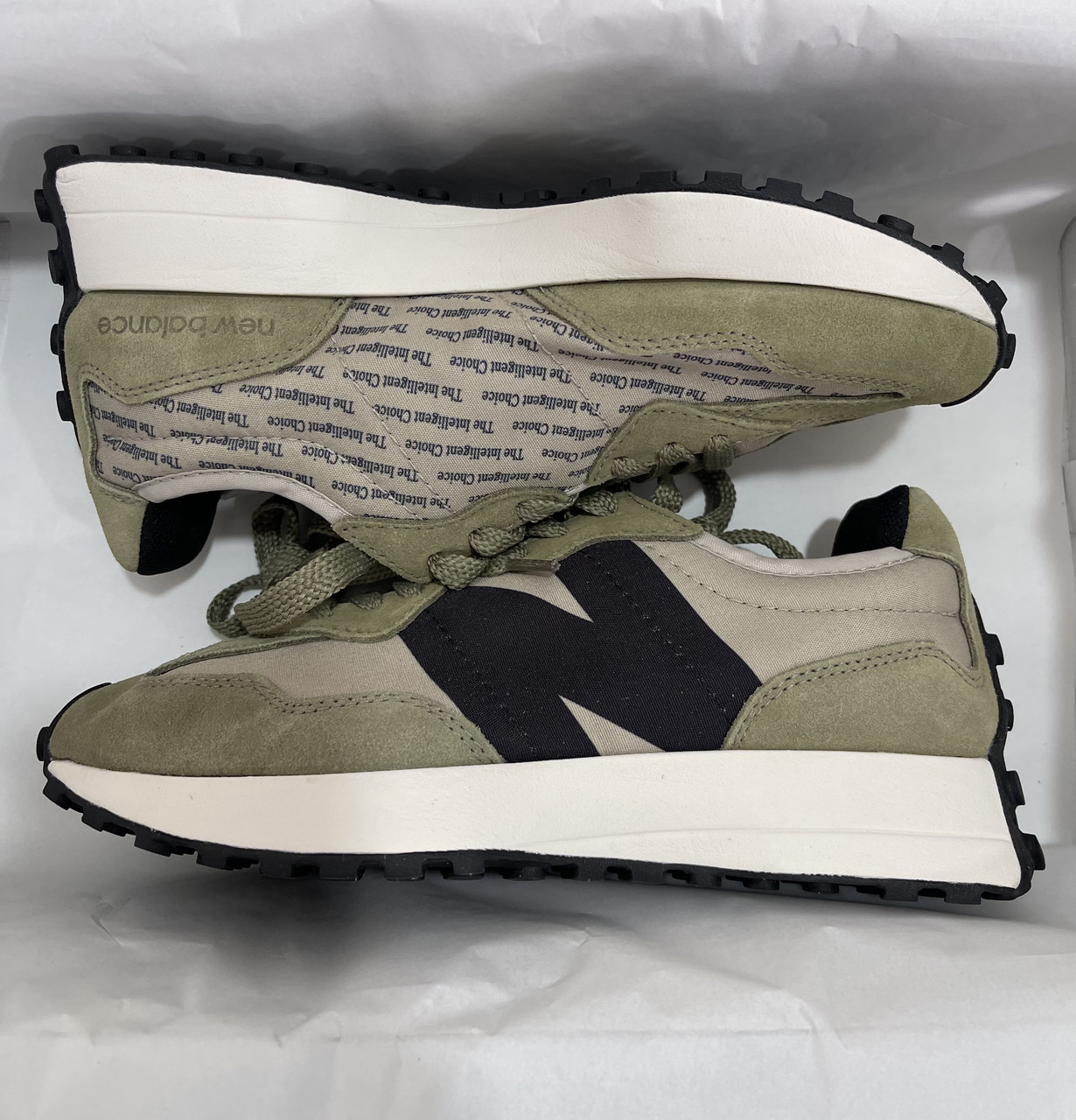 Купить New Balance 327 Premium, цена 2550 ₴ — Prom.ua (ID#1934402877)