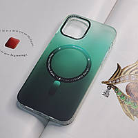 Чехол градиент для iPhone 12 Pro. Матовый зеленый цвет с magsafe