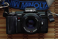 Фотоаппарат MINOLTA 7000 maxxum + minolta maxxum AF 50 mm 1.7 с ремнем