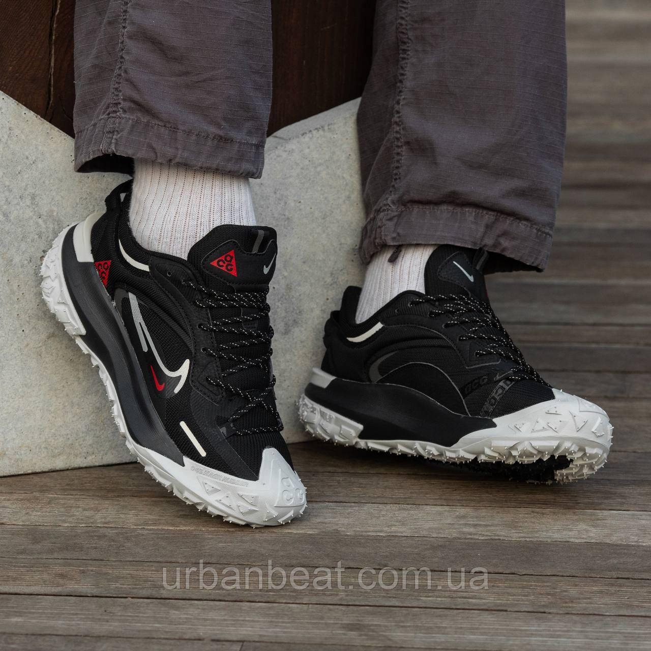 Nike ACG Mountain Fly 2 Low Black White Red ID