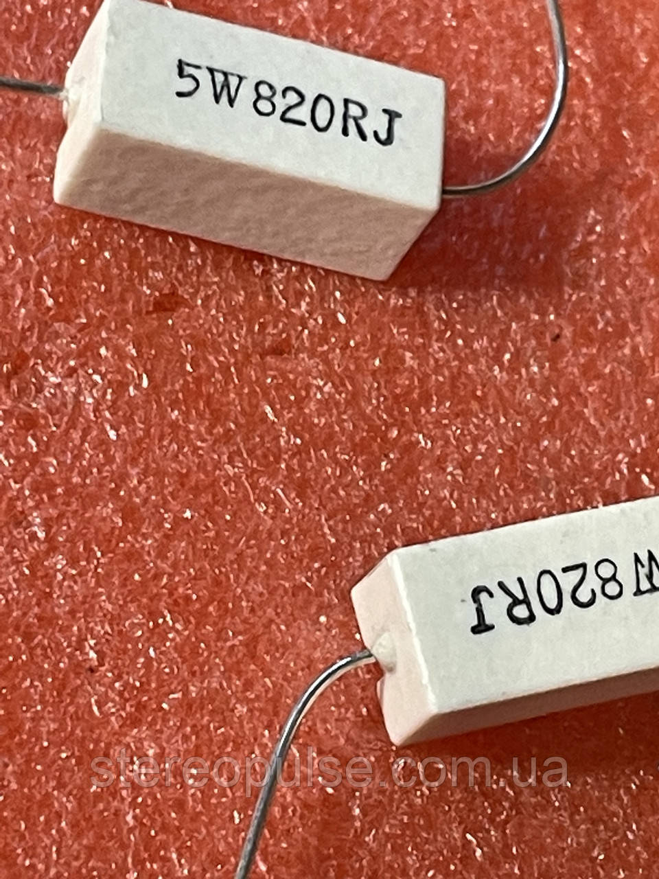 Резистор 5вт 820Ом 5% (ID#1933573322), цена: 4 ₴, купить на Prom.ua