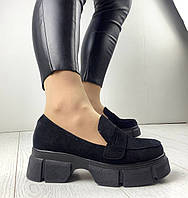 Женские черные туфли из натуральной замши на платформе