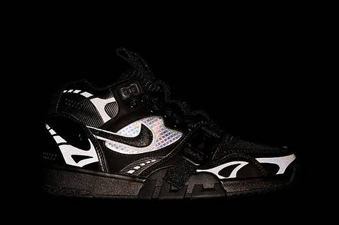 Nike air black and white trainers discount