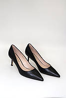 Женские туфли черного цвета. Демисезонные