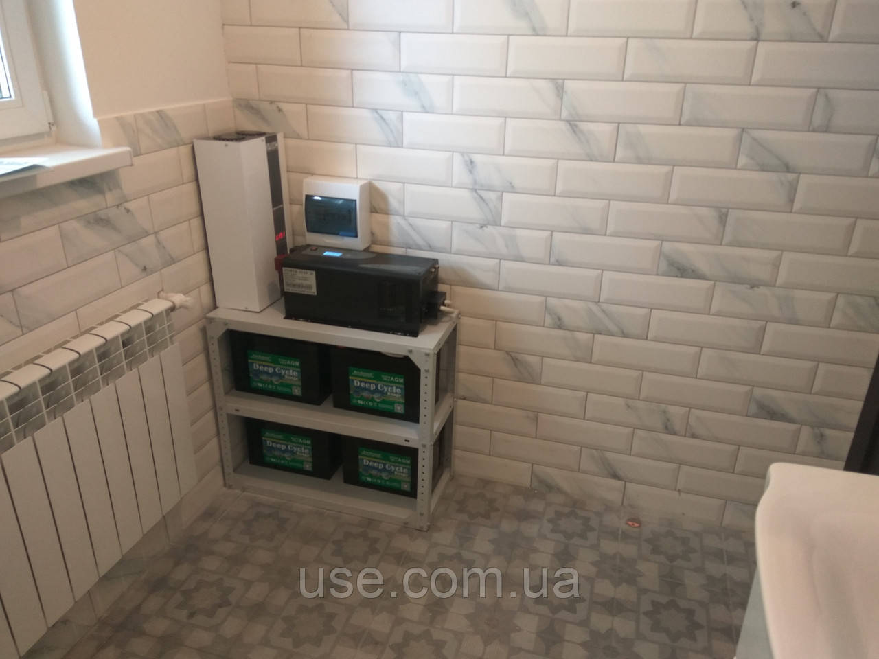 Комплект, 2400 Вт, для квартири, інвертор, та 2 акумулятори, сумарно ...