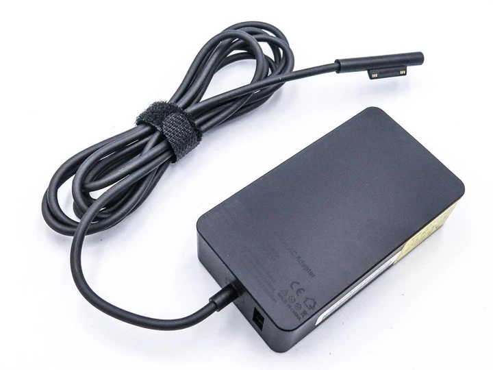 Зарядний пристрій для ноутбука Microsoft 12V 2.58A 36W Model 1625