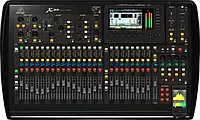 Цифровой микшерный пульт Behringer X32 POW