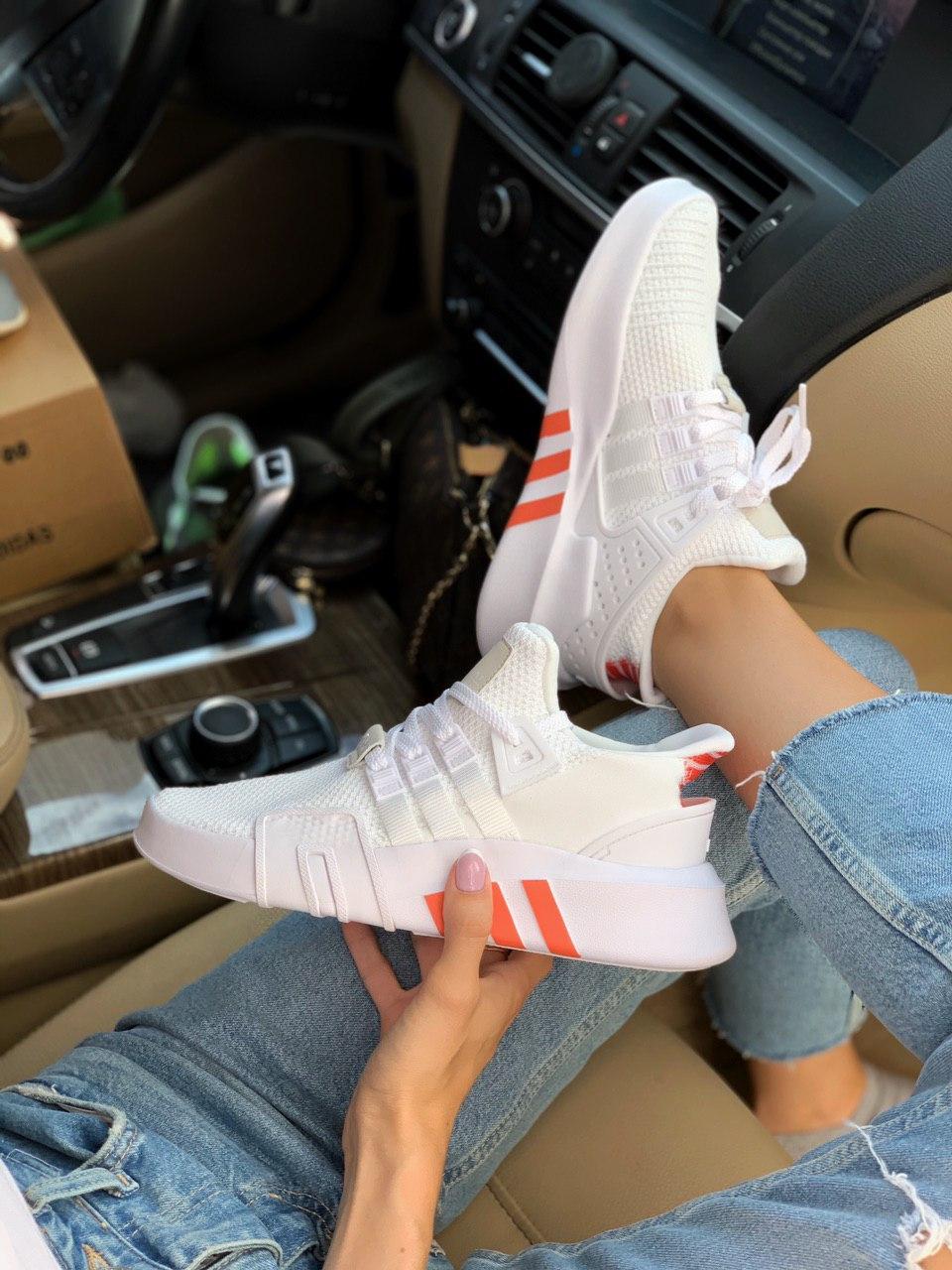Унісекс кросівки літні білі Adidas Equipment Bask ADV. Взуття жіноче та чоловіче легке Адідас Еквіпмент