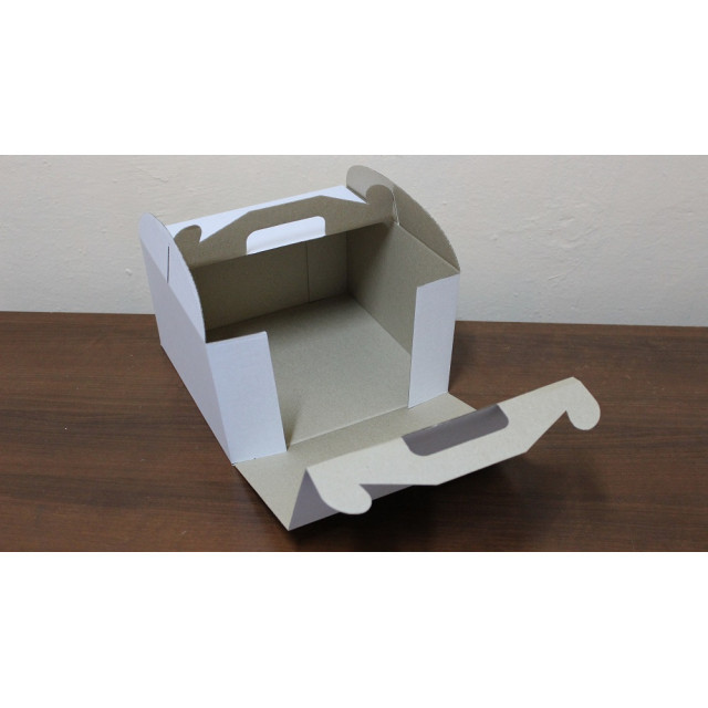 Белая картонная коробка для торта пряничного домика 300х300х300 мм самосборная с плоской ручкой - фото 4 - id-p1935196188