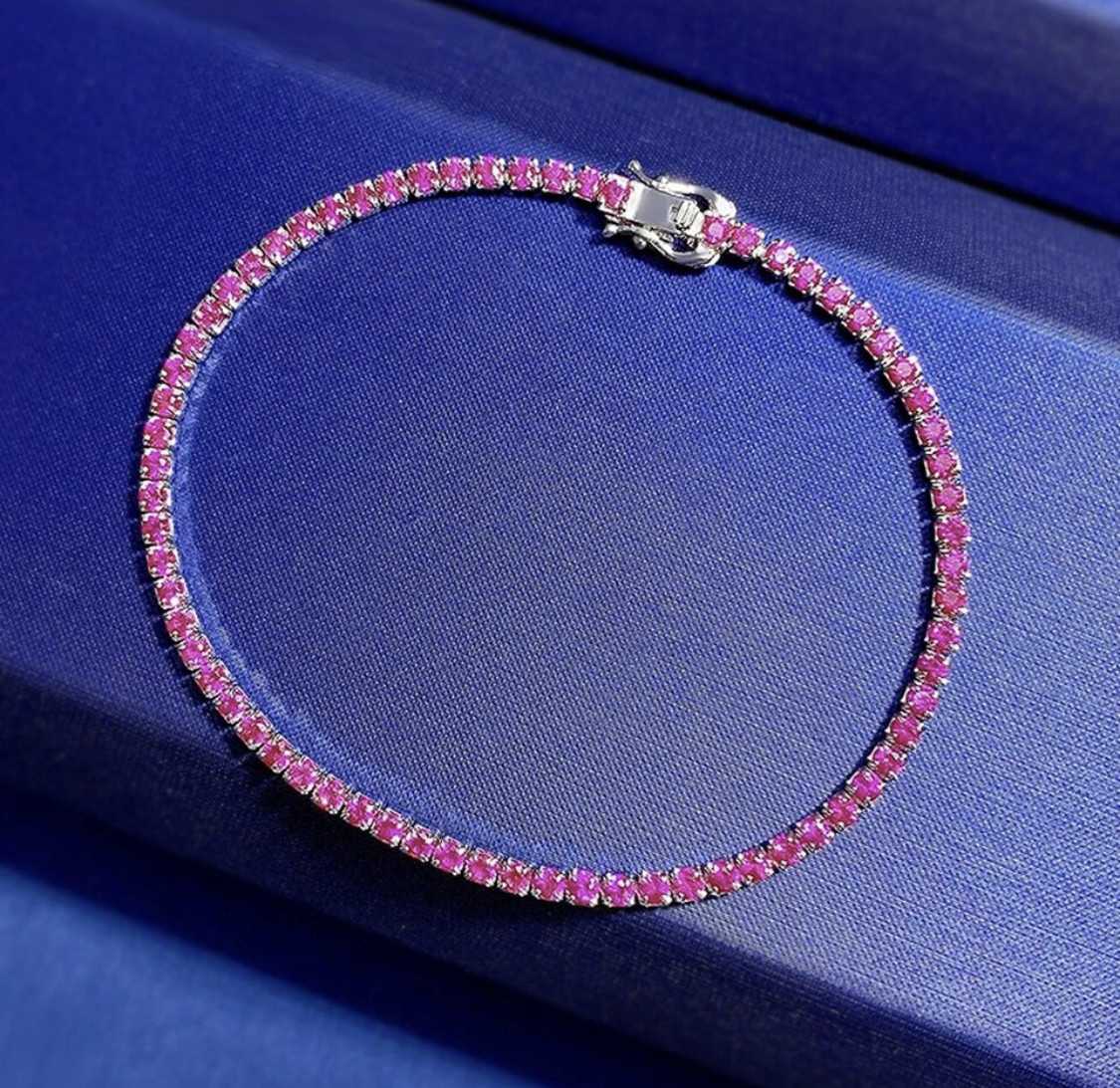 Срібний браслет із рожевим сапфіром/ рубіном