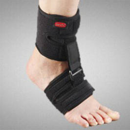 Бандажі гомілковостопні, в асортименті