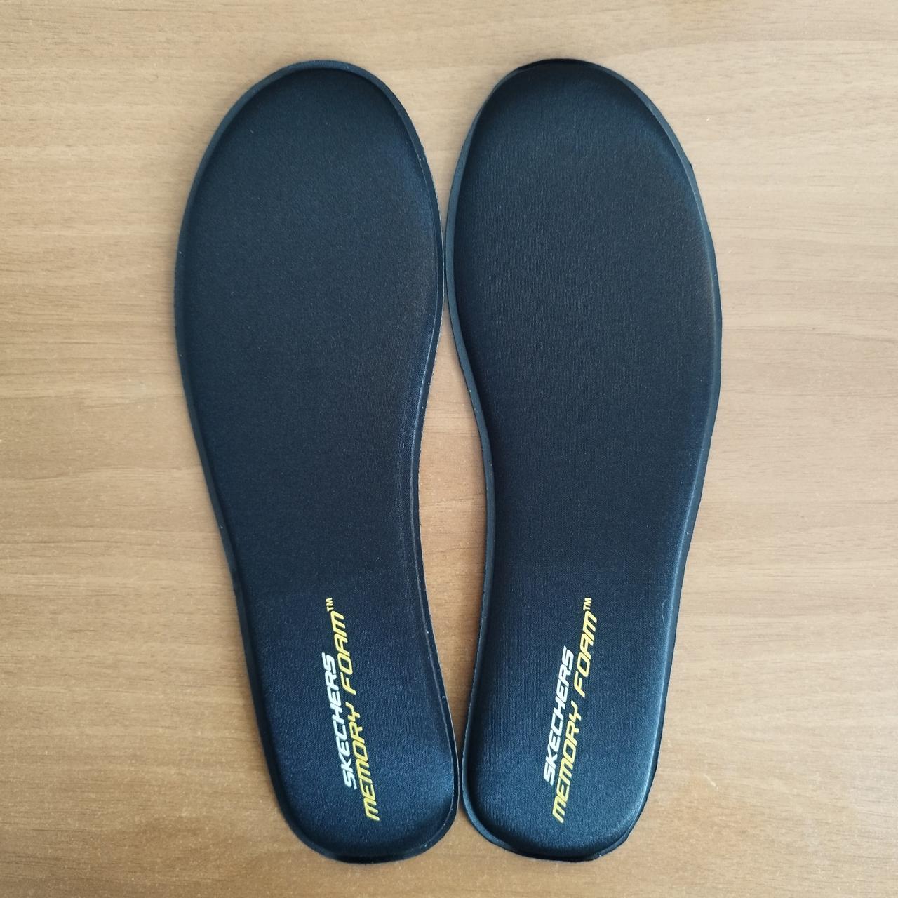 Skechers Memory Foam STRONG
