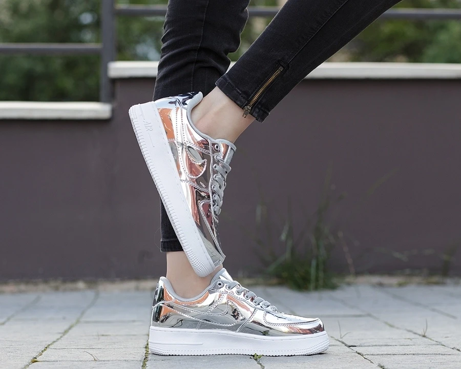 Кросівки Nike Air Force 1 SP Liquid Metal Silver