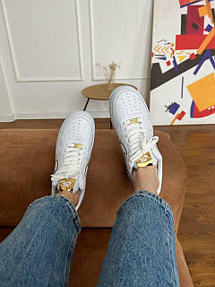 Nike air force 1 07 essential white gold hotsell