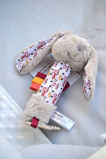 Брязкальце м'яке з пищалкою Кролик Міллі BabyOno