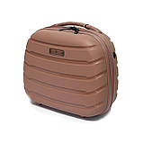 Середня валіза з кейсом в комплекті Snowball 61303 пудрова, фото 6