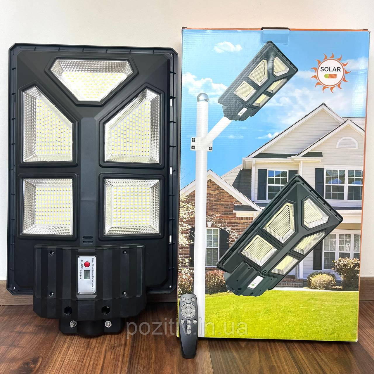 Вуличний ліхтар на сонячній батареї з пультом 300 Вт Solar integrated street lamp, фото 1