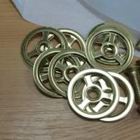 Декоративна накладка, сіточка кругла золото для переливу для кухонної мийки (36 мм)