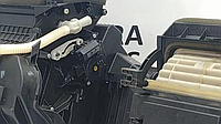 Актуатор моторчик привод печки (кондиционер) пассажира для Subaru Outback 2010-2014 (72131AJ11A)