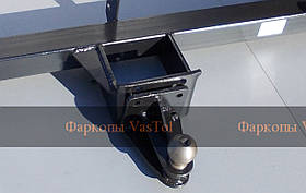 Фаркоп Nissan NV400 з 04.2010-... г.