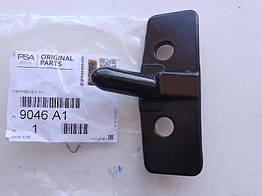 Напрямний палець (зуб, фіксатор) бічних правих зсувних дверей Peugeot Partner 9046 A1