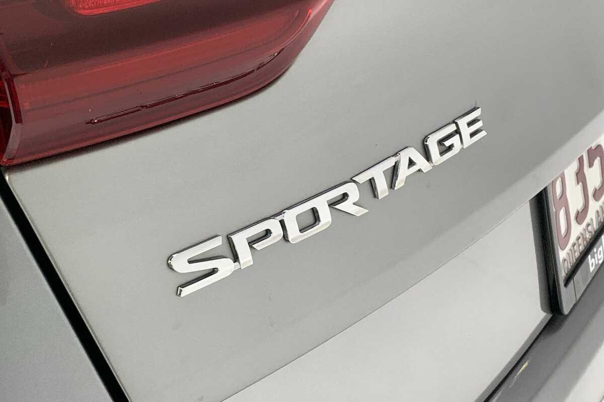 Шильдик емблема напис на багажник Kia Sportage  КІА Спортедж колір хром