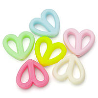 Бусины пластиковые Сердечко, размер 15,5х17х4мм, отв. 2мм, Разные цвета, +-25г (примерно 48шт.)