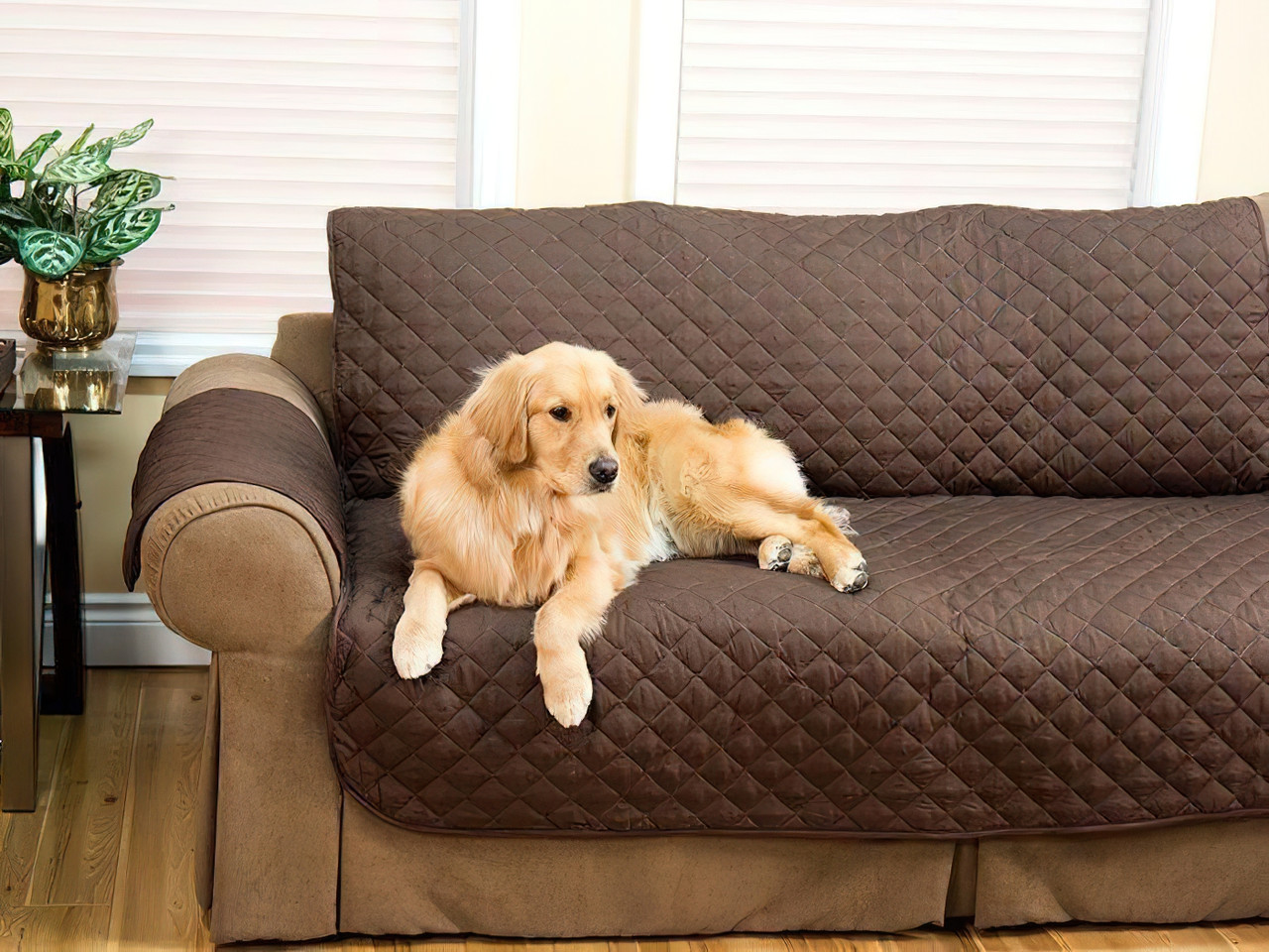 Покрывало накидка на диван Couch Coat 150х120см, стеганое покрывало двустороннее Бежево-коричневое (TO) - фото 5 - id-p1937457598
