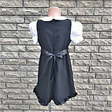 Чорний шкільний сарафан для дівчинки з рюшками внизу та завищеним поясом, фото 4