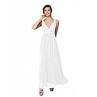 Элегантное белое платье с мерцающими стразами
