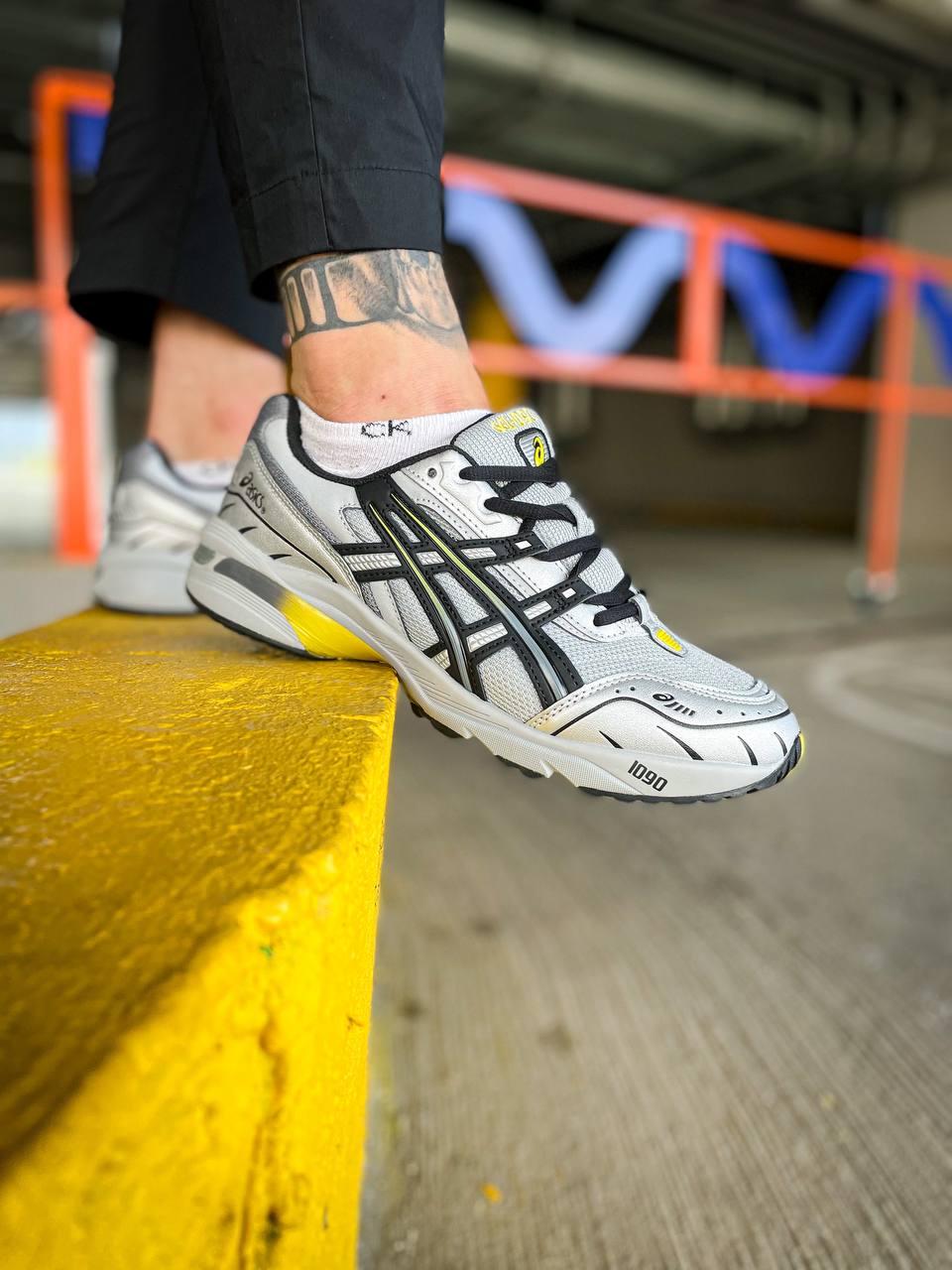 Asics tiger cheap gel 1090